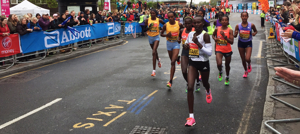 Elite women at 2015 VMLM